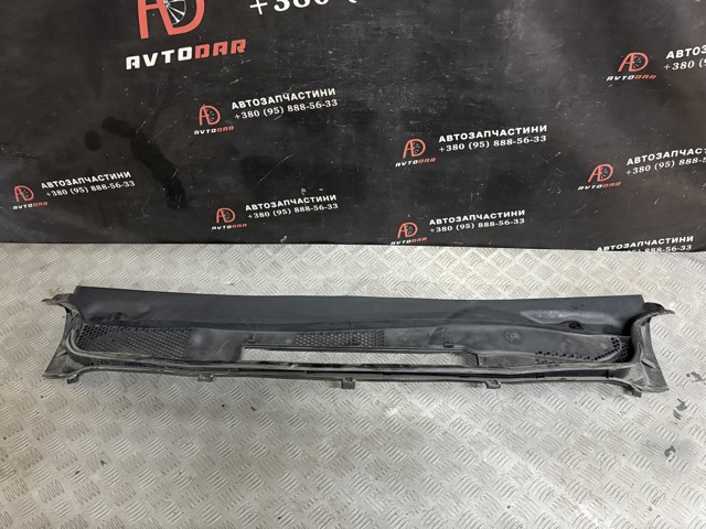 Решітка двірників A1698300013 MERCEDES