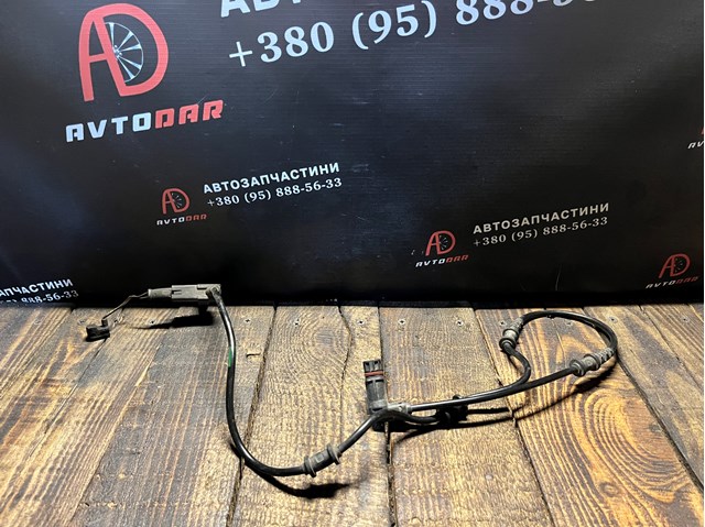 Датчик ABS передній A2514401507 MERCEDES