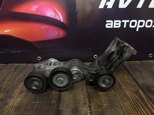 Натягувач приводного ременя A2662000670 MERCEDES