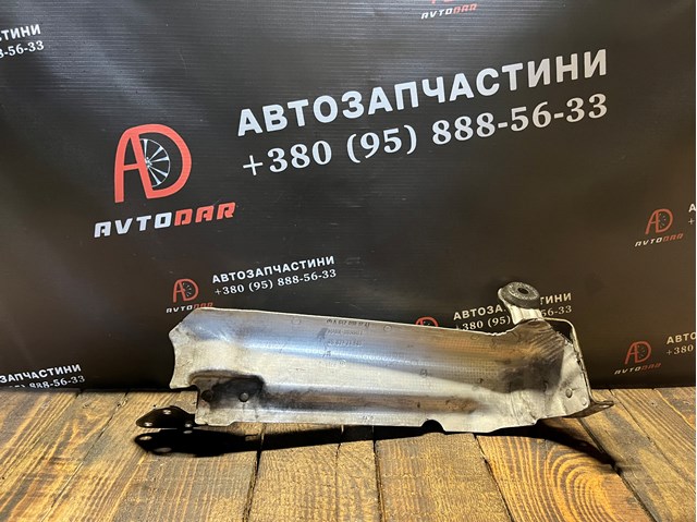 Кронштейн повітряного фільтра A6420901241 MERCEDES