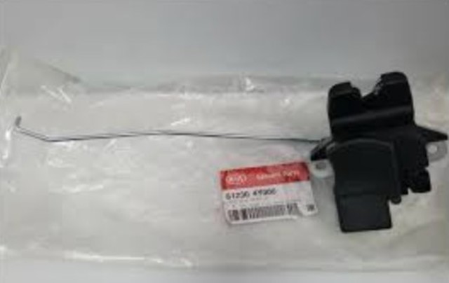 Центральний замок багажника 812304Y000 HYUNDAI