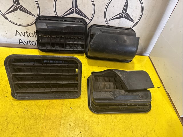 Люк б/бака 1648300342 MERCEDES