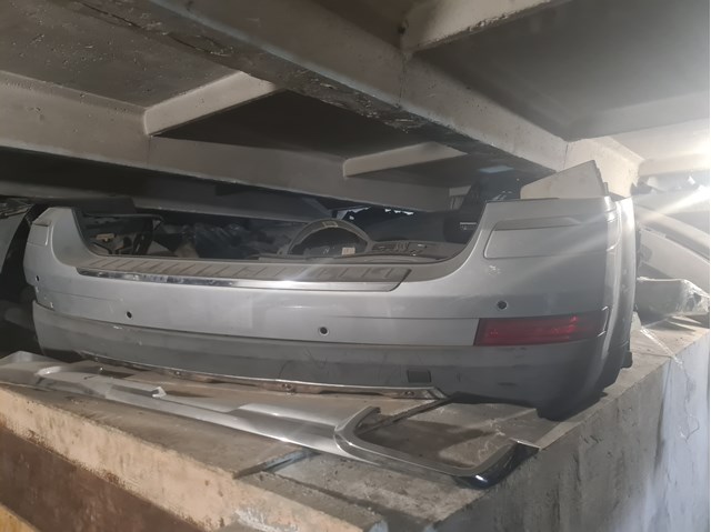 Бампер задній, верхня частина 1648852825 MERCEDES