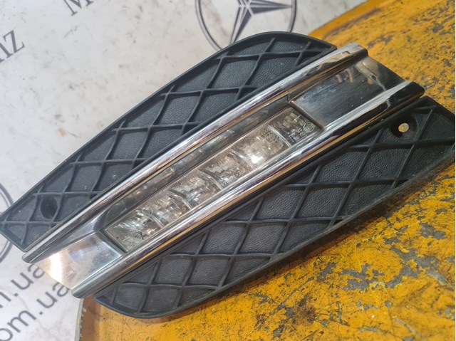 Фара протитуманна, права 1649060251 MERCEDES