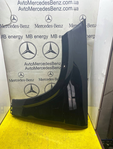 Переднє ліве крило 1668802700 MERCEDES