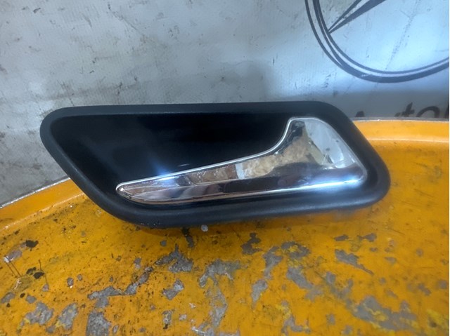 Ручка передньої двері внутрішня права 1697600261 MERCEDES