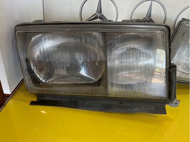Права блок фара 2018200261 MERCEDES