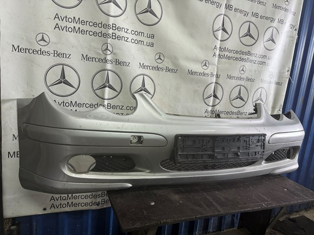 Буфер (бампер) передній 2038851125 MERCEDES