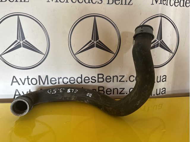 Шланг/патрубок радіатора охолодження, нижній 2045012982 MERCEDES