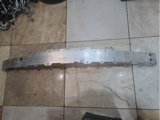 Буфер бампера переднього 2056202034 MERCEDES