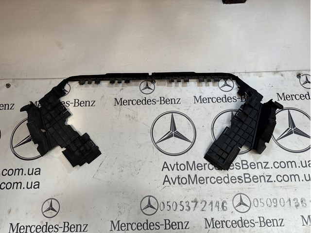 Повітроводи системи охолодження двигуна 2075052530 MERCEDES