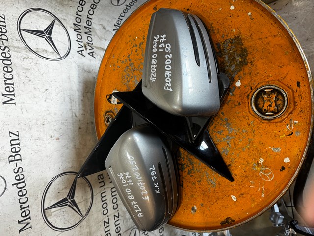Праве бокове дзеркало 2078101076 MERCEDES