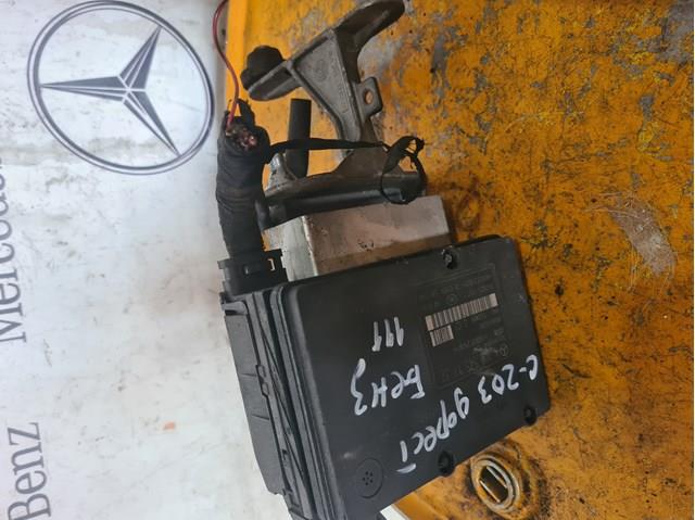 Блок АБС гідравлічний 2095451732 MERCEDES