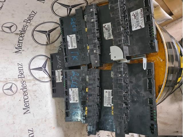 Блок керування сигналами SAM 2115452201 MERCEDES
