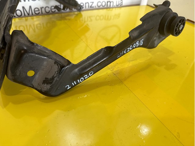 Супорт радіатора правий/монтажна панель кріплення фар 2116200818 MERCEDES