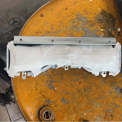 Подушка Айрбег водія захисту колін 2128600902 MERCEDES