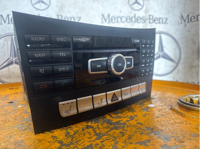 Блок кнопок центральної консолі 2129007126 MERCEDES