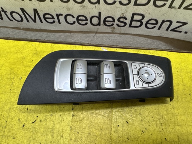 Кнопковий блок керування склопідіймачами передній лівий 2139055103 MERCEDES