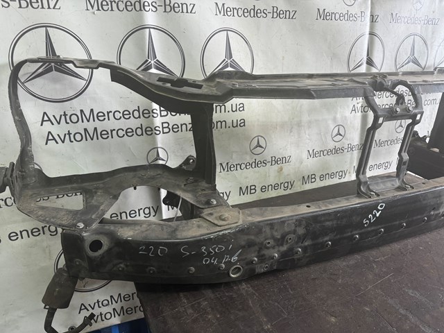 Рамка радіатора права 2206200272 MERCEDES