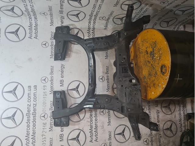 Балка передньої підвіски, підрамник 2466201200 MERCEDES