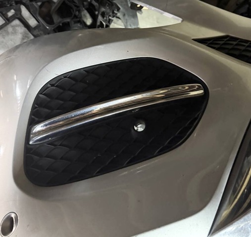 Накладка бампера переднього 2928850622 MERCEDES