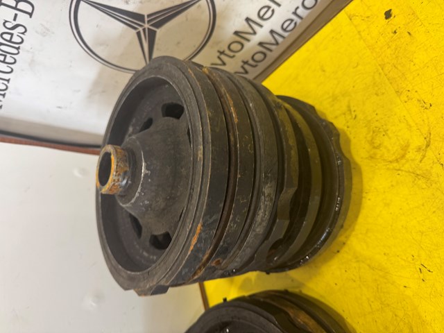 Демпфер колінвалу 6010300403 MERCEDES