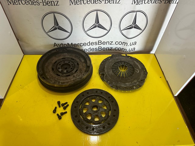 Демпферний маховик 6050300805 MERCEDES