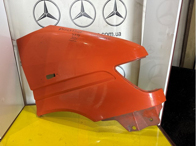 Переднє праве крило 9016373101 MERCEDES