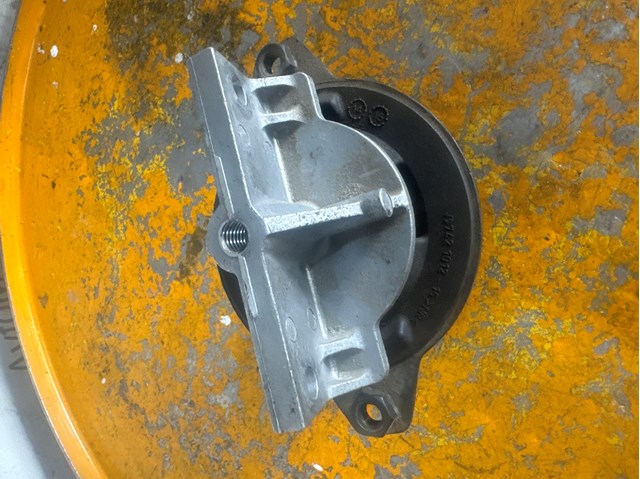 Подушка КПП 9062420013 MERCEDES