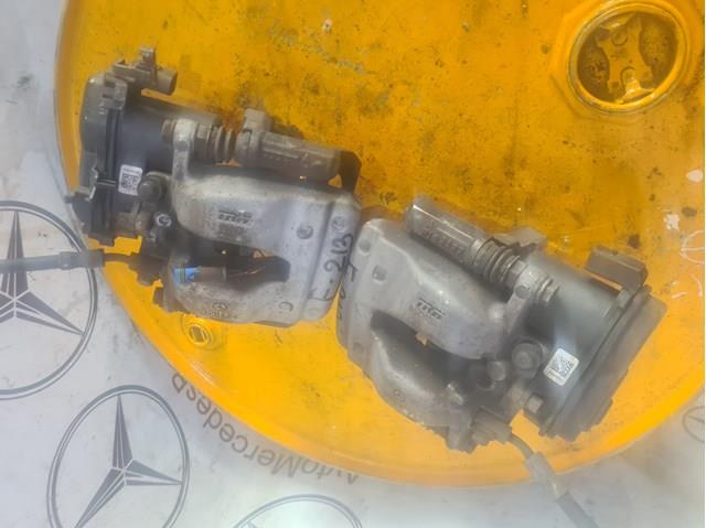 Скоба супорту заднього A0004231506 MERCEDES