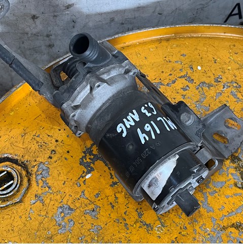 Помпа водяна, (насос) охолодження, додатковий електричний A0005000386 MERCEDES