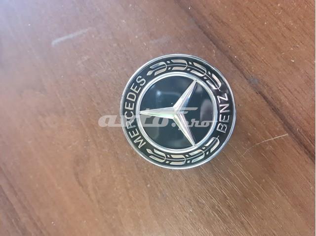 Фірмовий значок капота A0008171701 MERCEDES