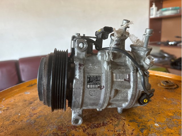 Компресор системи кондиціювання A0008304500 MERCEDES