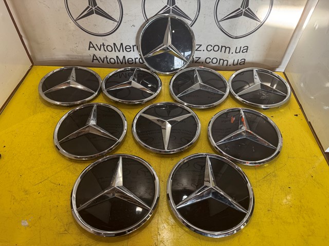 Емблема решітки радіатора A0008880400 MERCEDES