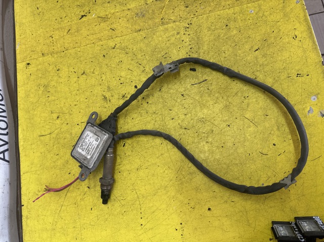 Датчик оксидів азоту NOX, передній A0009053706 MERCEDES