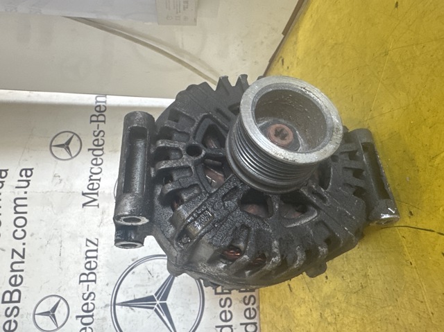 Авто генератор A0009061722 MERCEDES