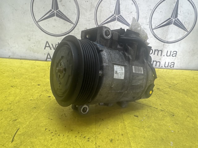 Компресор системи кондиціювання A0012300711 MERCEDES