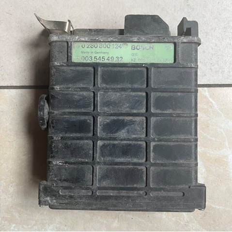 Блок двигуна A0035454932 MERCEDES