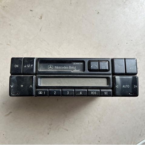 Автомагнітола A0038206286 MERCEDES
