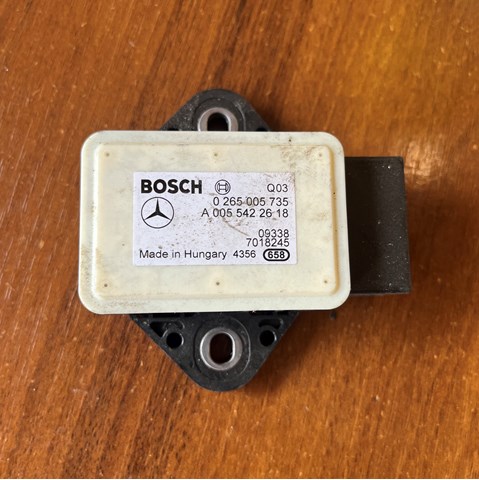 Датчик поперечного прискорення (ESP) A0055422618 MERCEDES