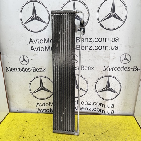 Радіатор охолодження, АКПП A0995000400 MERCEDES