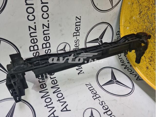 Кронштейн радіатора правий A0995042000 MERCEDES