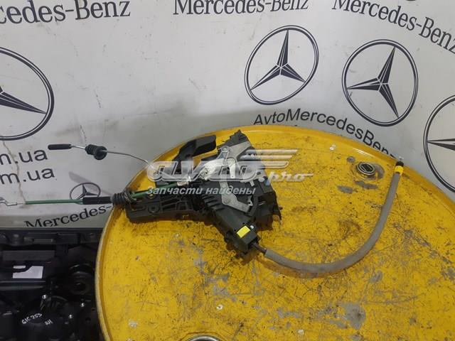 Замок задньої дверї, правої A0997304200 MERCEDES