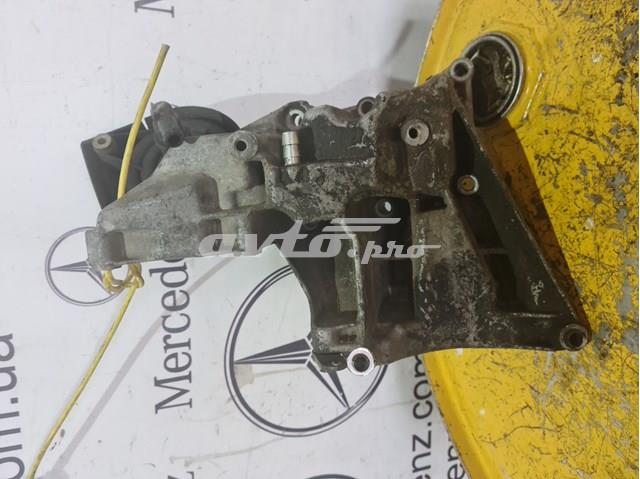 Кронштейн компресора кондиціонера A1112361330 MERCEDES