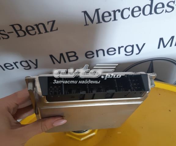 Блок двигуна A1121535479 MERCEDES