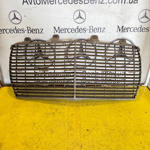 Решітка A1238880323 MERCEDES