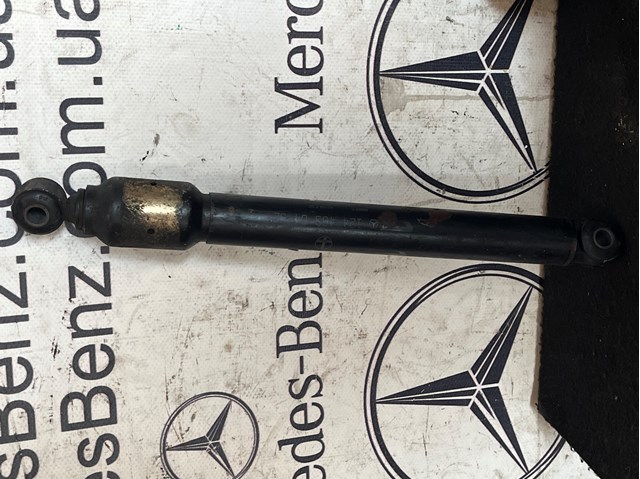 Амортизатор-демпфер рульового механізму A1244630432 MERCEDES