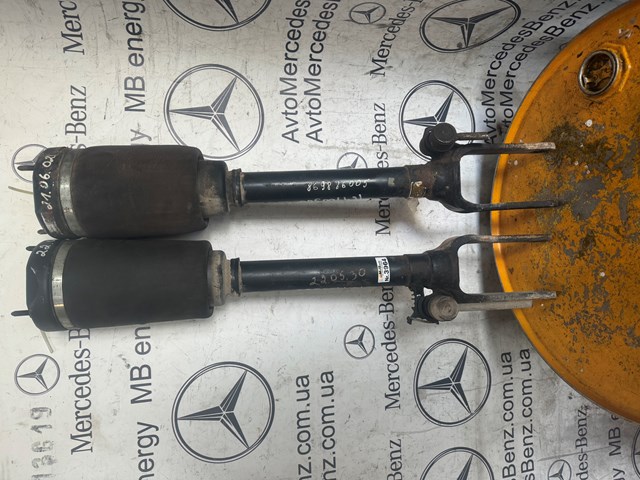 Стійка передня A1643206113 MERCEDES