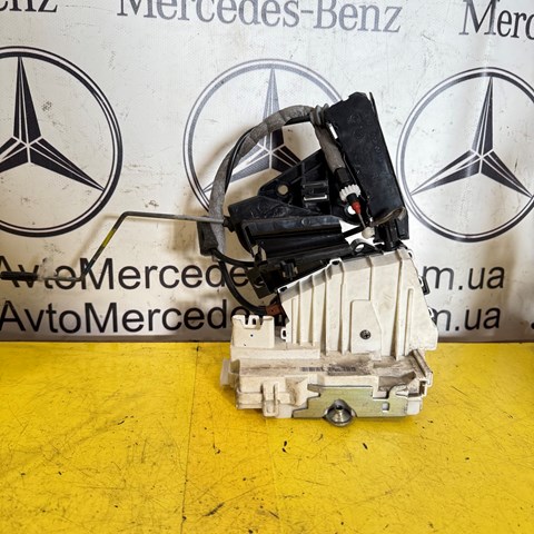 Замок двері правої передньої A1647201035 MERCEDES
