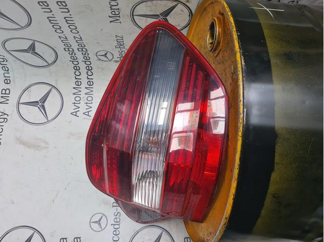 Mercedes ml w164 ліхтар задний правий в крило темний A1648202264